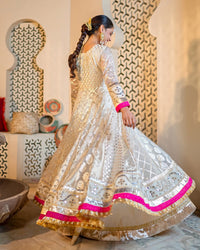 NK-09 (Malika Jaan)