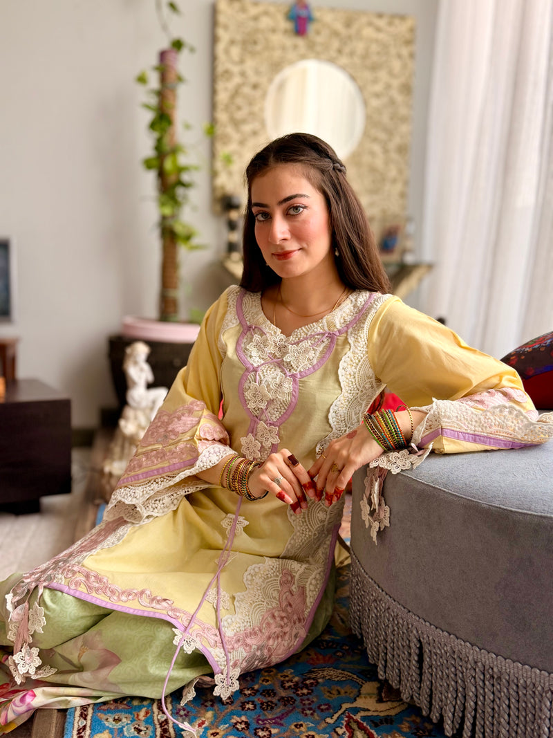 Sanwali Saloni ZA-250