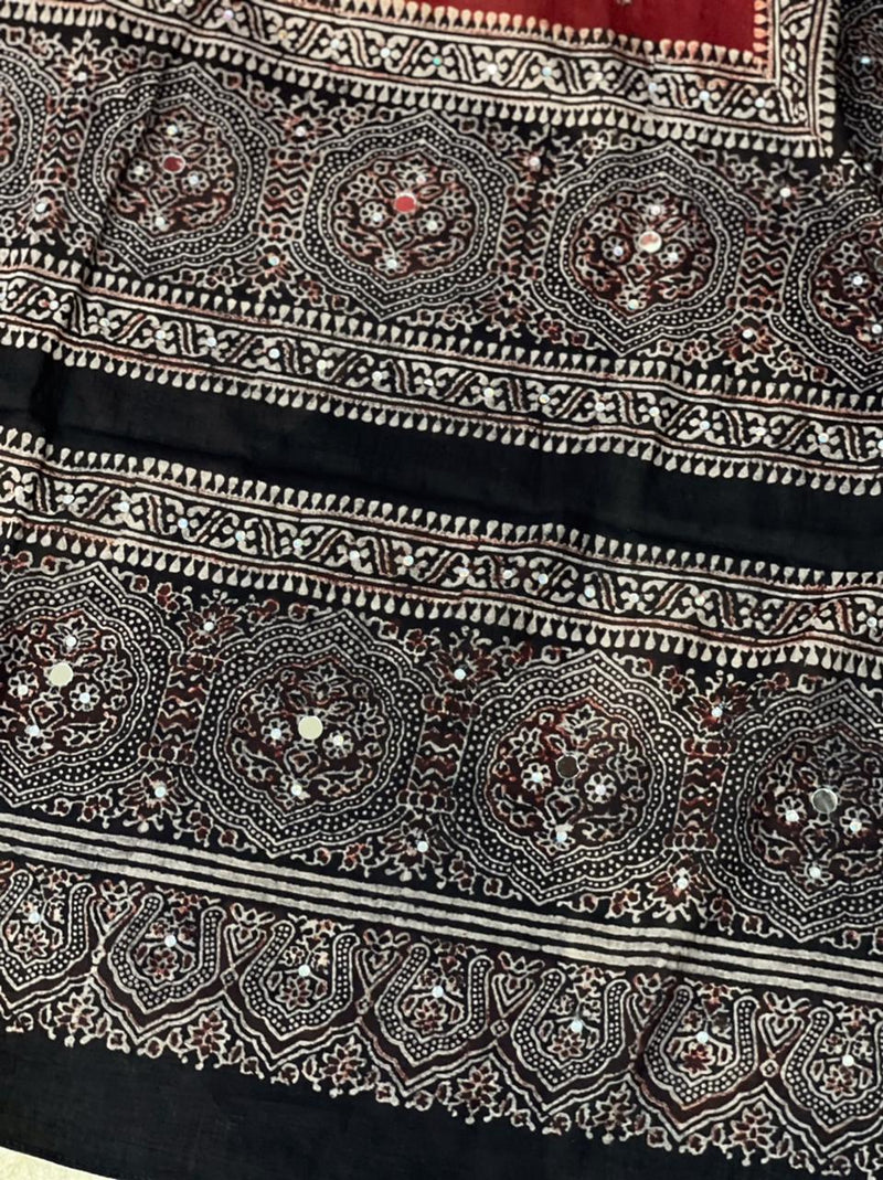 Situri Ajrak Shawl